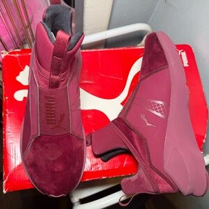 Puma Women's Slip-On Sneakers in Burgundy